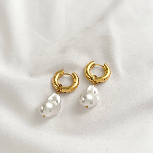 Baroque Pearl Earring