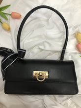 Load image into Gallery viewer, Black Ribbon Handbag